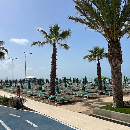 Hotel Vila Max Дуррес Екстер'єр фото