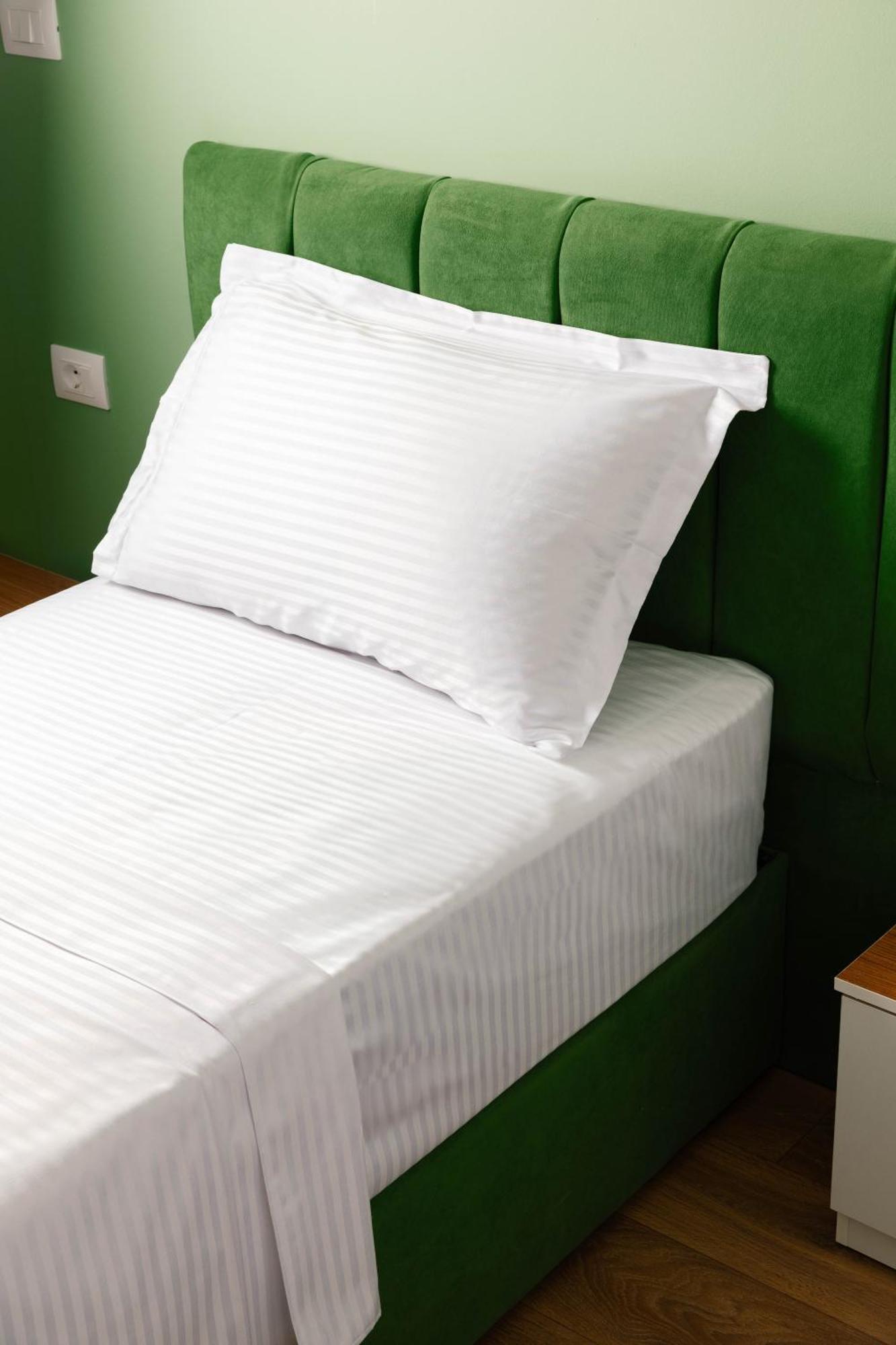 Hotel Vila Max Дуррес Екстер'єр фото