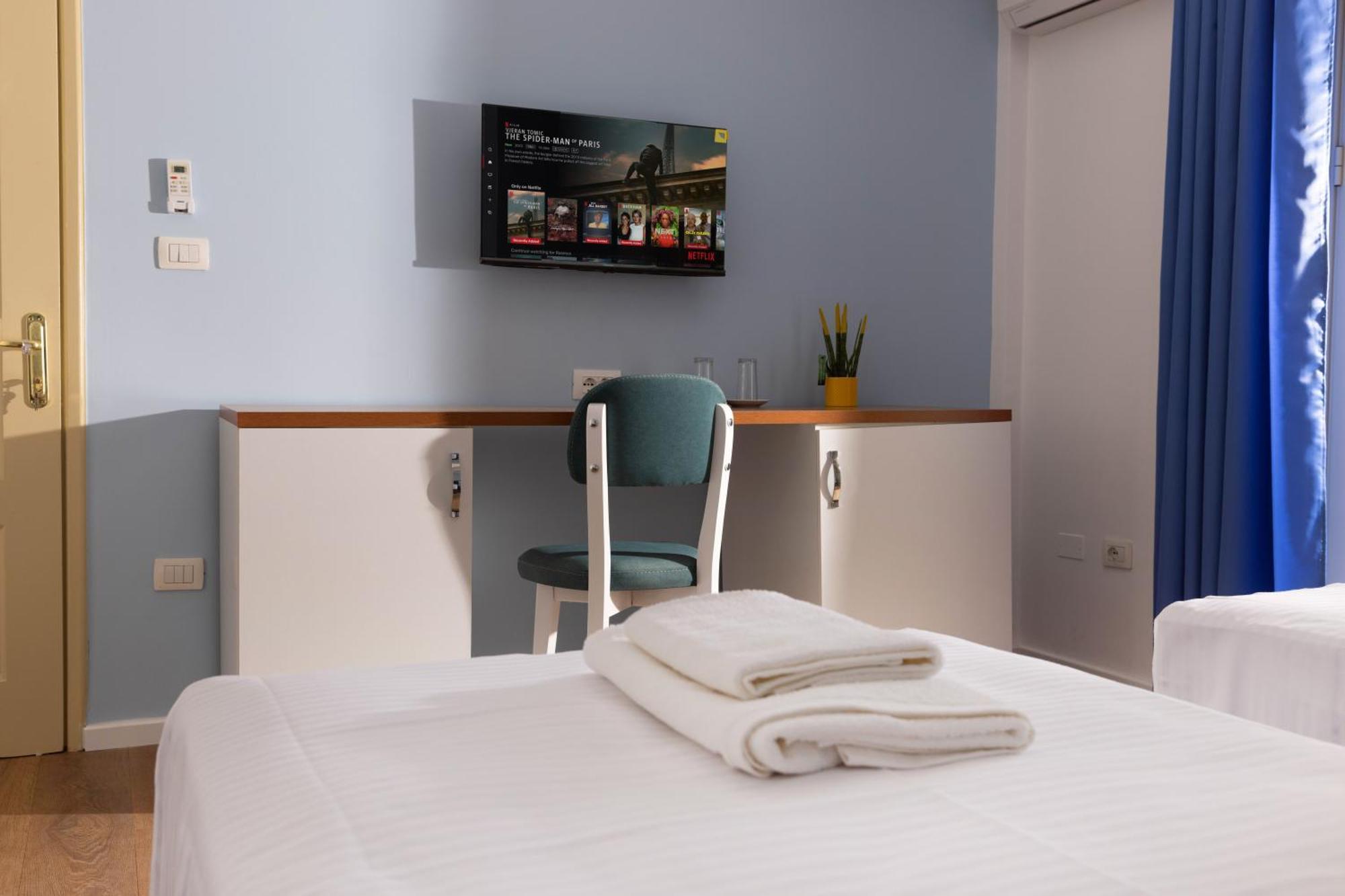 Hotel Vila Max Дуррес Екстер'єр фото