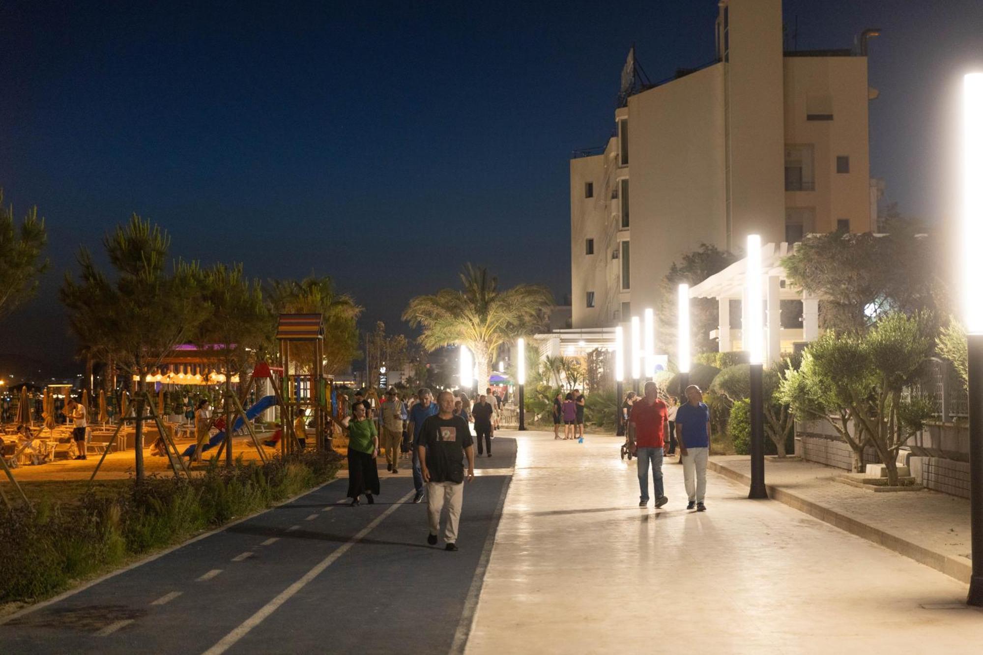 Hotel Vila Max Дуррес Екстер'єр фото